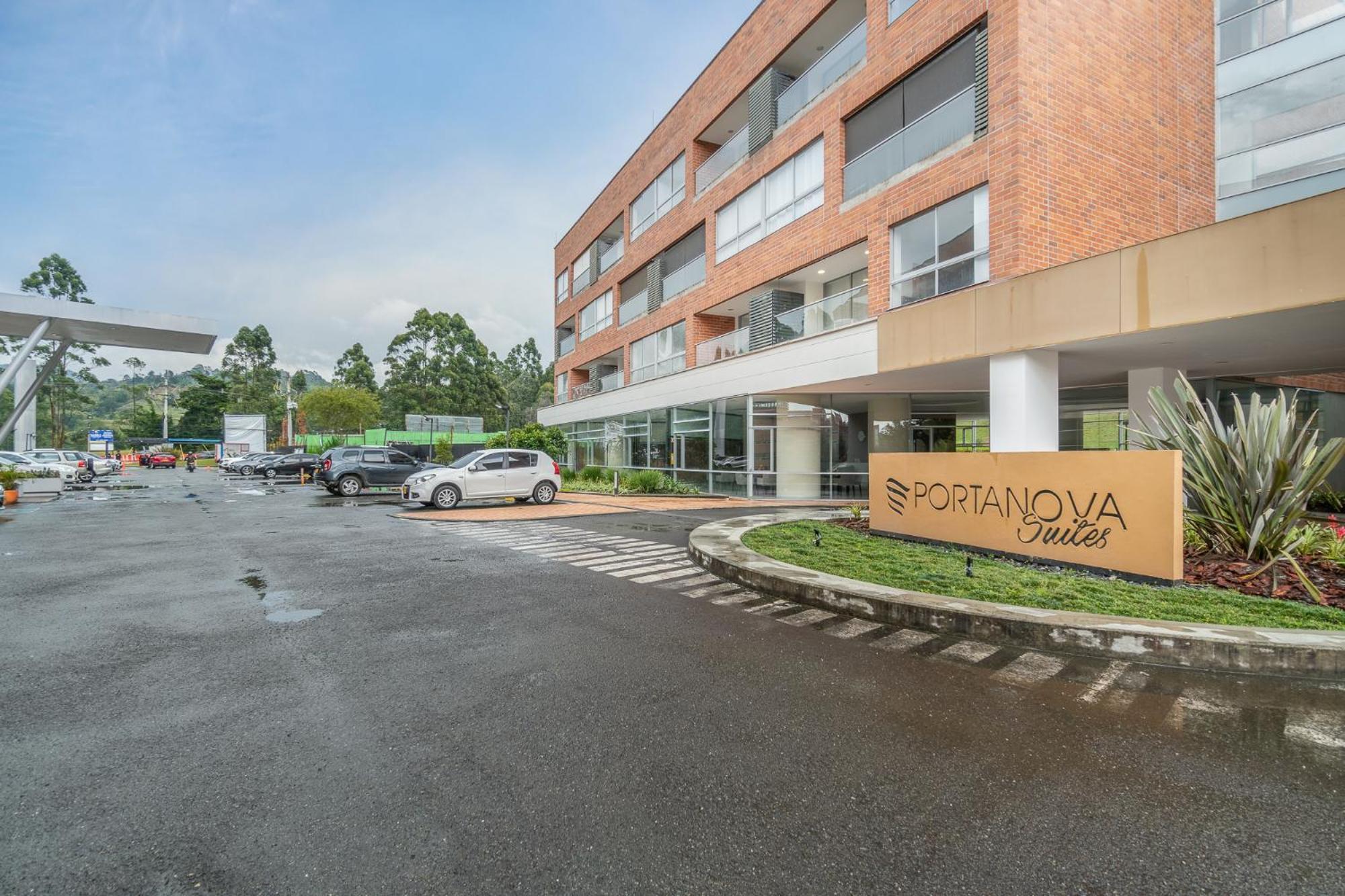 Portanova Suites By Adventu Rionegro Eksteriør billede